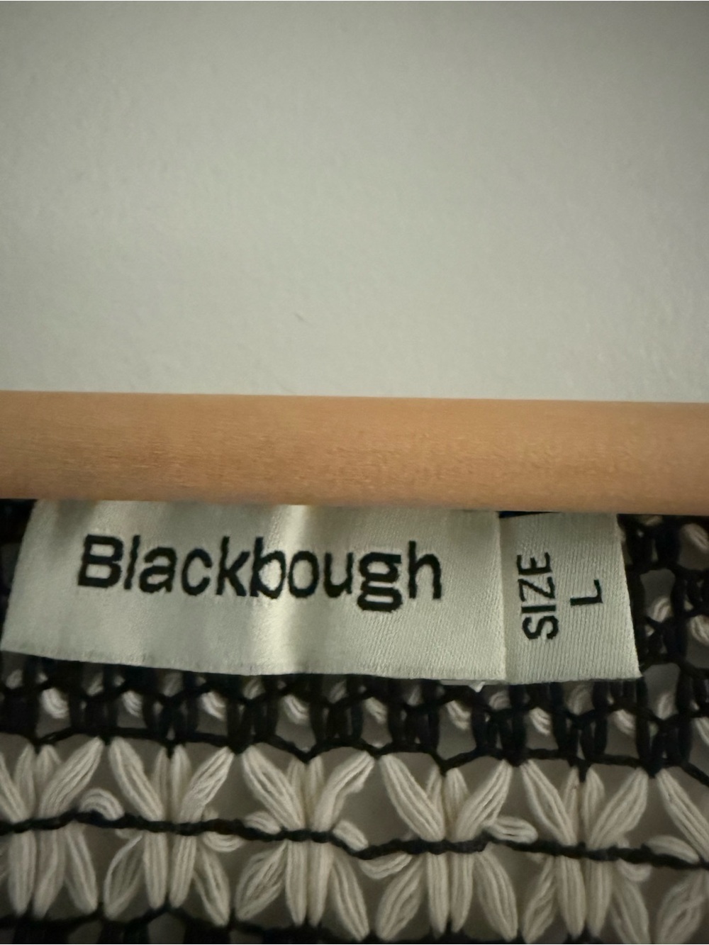 Blackbough Black & Cream Open-Weave Knit Shrug Beach Vacation Boho Black & Cream - Picture 2 of 5